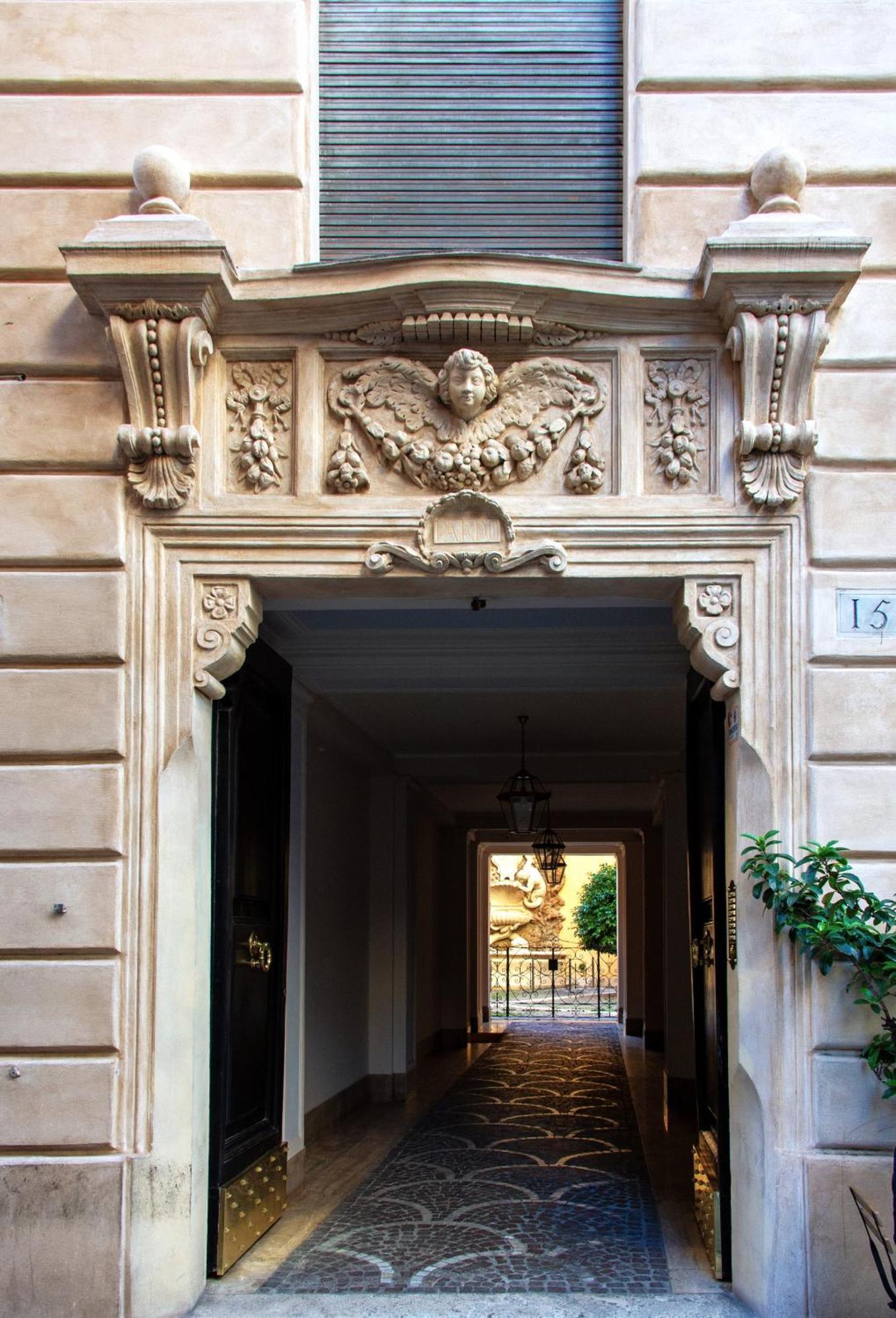 Bernini Stay, Next To Trevi Fountain Rome Extérieur photo